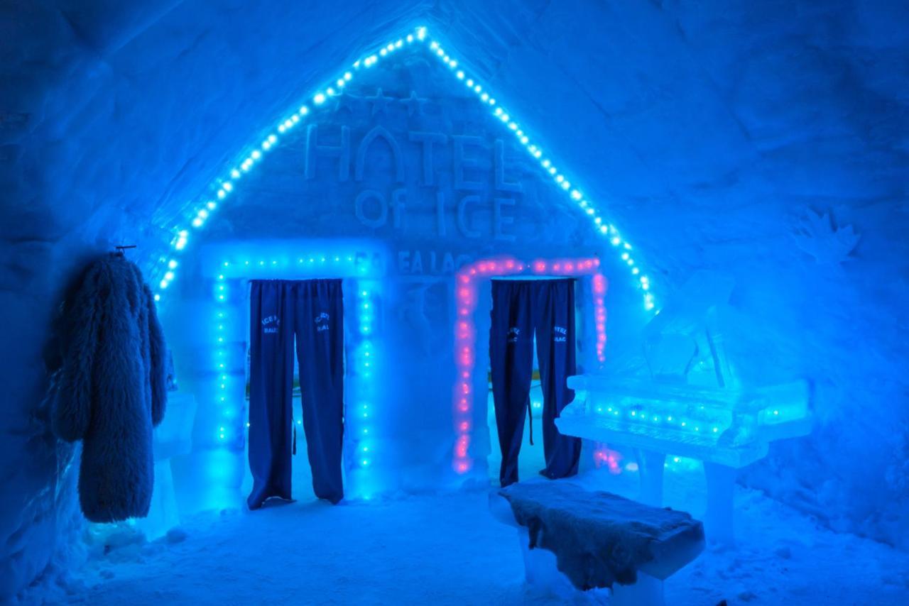 Hotel Of Ice Transylvania Cîrţişoara Extérieur photo