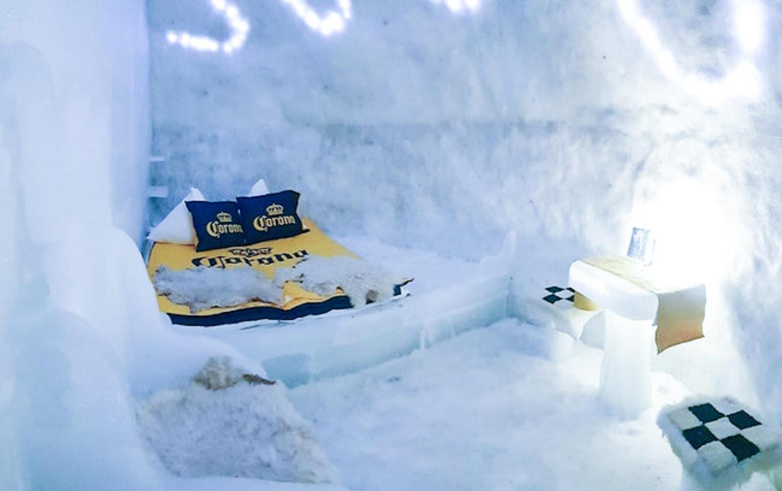 Hotel Of Ice Transylvania Cîrţişoara Extérieur photo